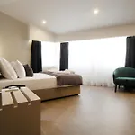 Grandeur Apartments